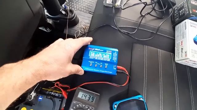 Зарядка дополнительного (второго) аккумулятора в авто, автодоме, от бортовой сети автомобиля 12в смотреть онлайн
