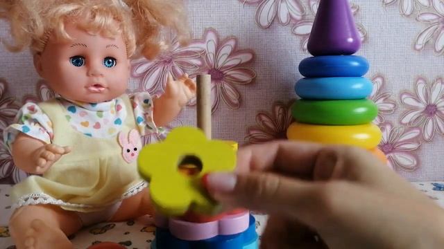 КАК МАМА и кукла Беби бон Ариела собирали пирамидки смотреть онлайн