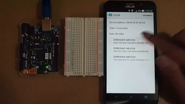 Android Bluetooth Le Gatt example to link with Arduino/Genuino 101 смотреть онлайн