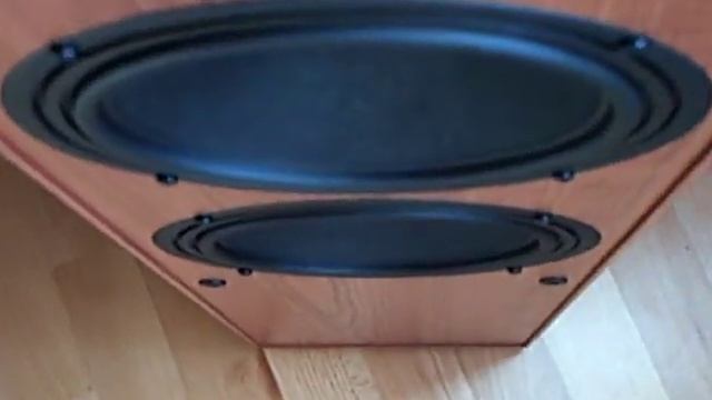 Jamo S 406 Bass Test ! смотреть онлайн