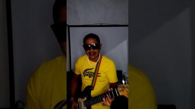 Smells like teen Spirit - Nirvana na Guitarras groovi смотреть онлайн