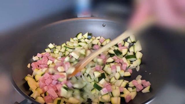 Спагетти с сырной, ветчиной и кабачки запеченные в духовке смотреть онлайн