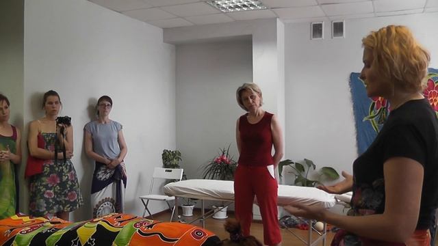 Гавайский массаж Ольга Половникова . Начало. семинар в Пскове июнь 2018 смотреть онлайн