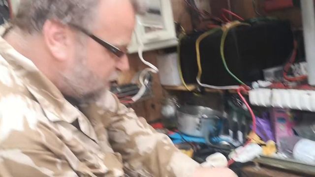 Agaricus crocodilinus transported with central control window winder from a Hyundai Amica video pan смотреть онлайн