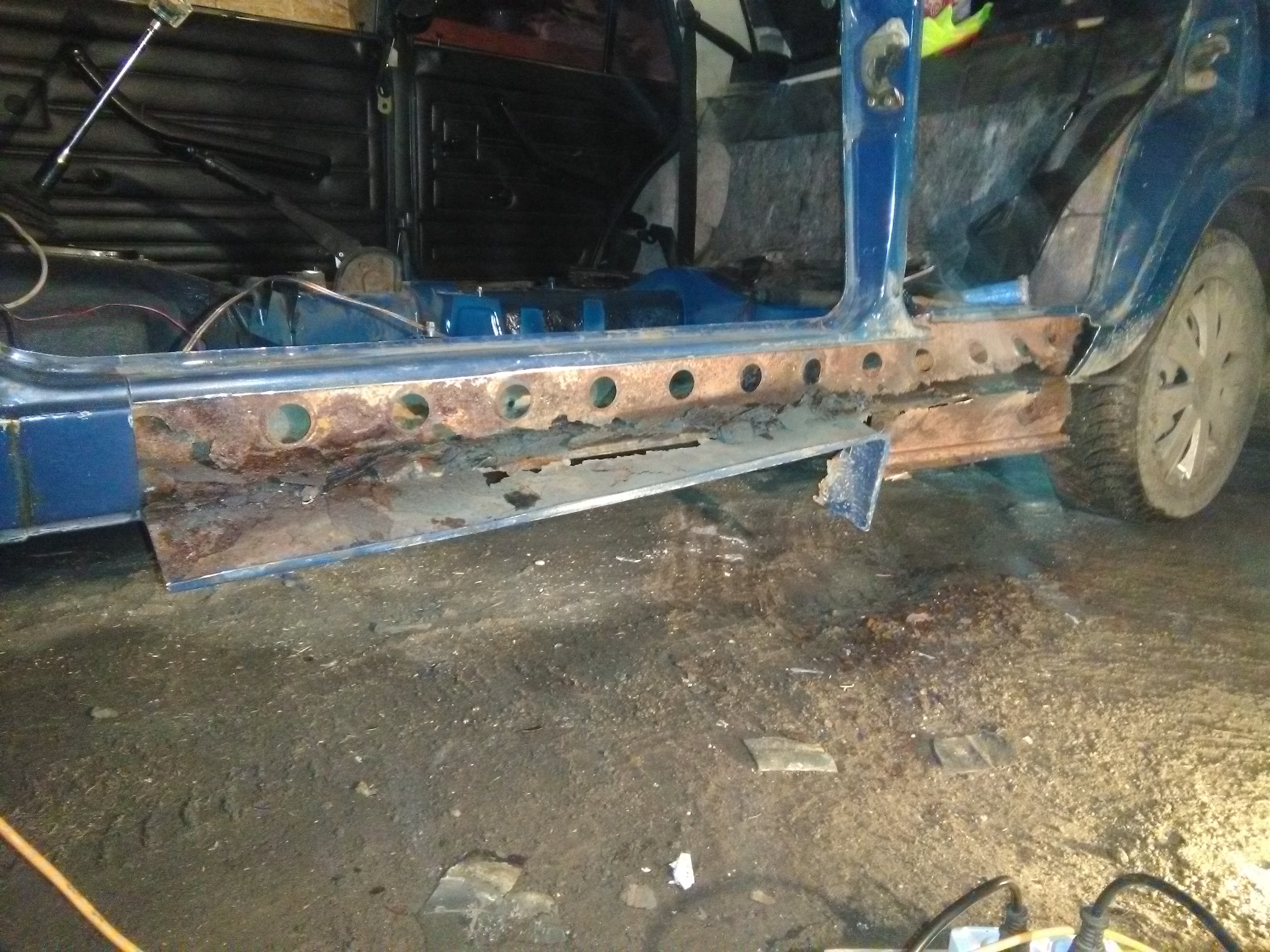 Замена порогов на ВАЗ 2107 своими руками смотреть онлайн