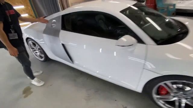 Audi R8 4.2FSI Quattro アイビスホワイト 中古車 紹介動画 マフラーサウンド有り Audi Sport model専門店 SIEBEN アウディ スーパーカー смотреть онлайн