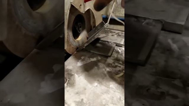 Камнерезный станок, как это работает смотреть онлайн
