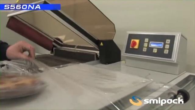 Термоусадочная машина Smipack S560NA производительность до 900 уп/час смотреть онлайн