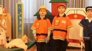 Инсценирование литературного произведения. В.В. Маяковского "Кем быть?"