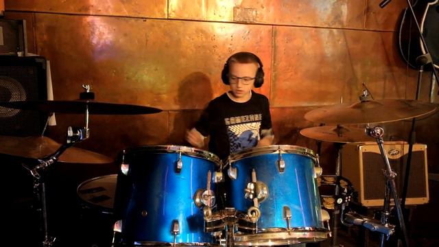 Колпаков Борис: BTS&Coldplay - My Univers (drum cover live) смотреть онлайн