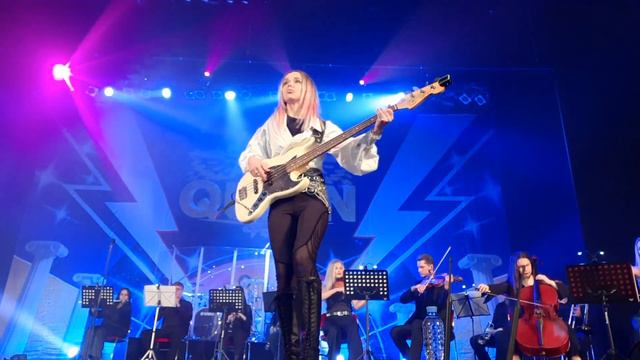 AEROQUEEN Show (LIVE) Pierre Edel