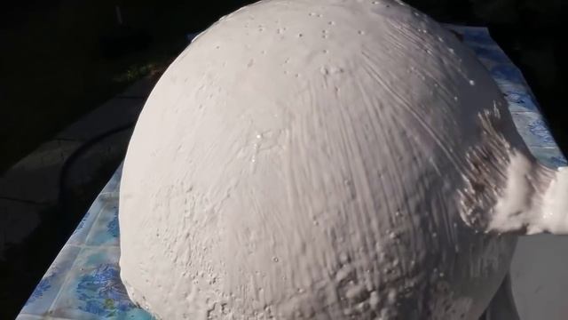 Шар из МОНТАЖНОЙ ПЕНЫ для сада!/Мои поделки! смотреть онлайн