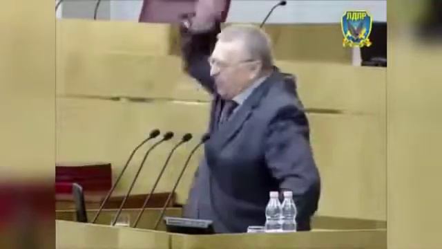 Когда друзья не позвали бухать смотреть онлайн