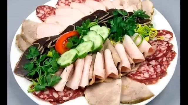 Мясная тарелка. Фото оформления смотреть онлайн
