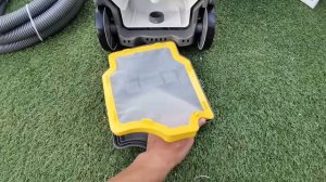 Распаковка робот-пылесоса для бассейна INTEX ZX100 (28006)