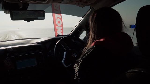 Leaf на ICE Rally или, Как едет электричка по настоящему льду смотреть онлайн