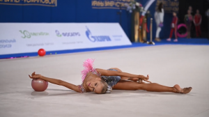 Художественная гимнастика - Анастасия Пугач. Упражнение с мячом