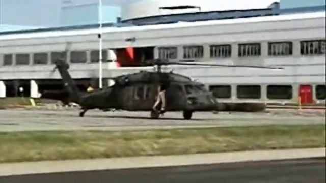 UH-60 Blackhawks , SH-60 Seahawks and CH-47 Chinook Startup and Takeoff смотреть онлайн