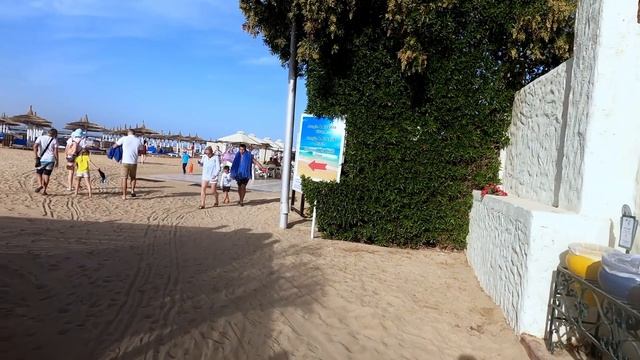 Египет 2021 СЕЙЧАС. ТУРИСТОВ НЕТ! СТОИТ ли ЛЕТЕТЬ? МОРЕ ПЛЯЖ в отеле Alf Leila. Хургада 2021 смотреть онлайн