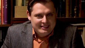 Станкевичюс смотрит "55x55 – Я ВАС УНИЧТОЖУ (feat. Маэстро Понасенков)"