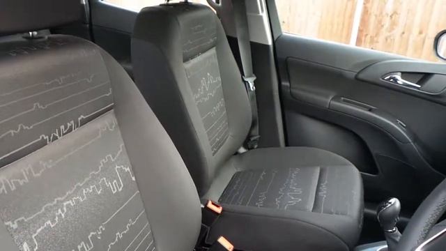 Vauxhall Meriva 1.4 16V Life Mpv смотреть онлайн