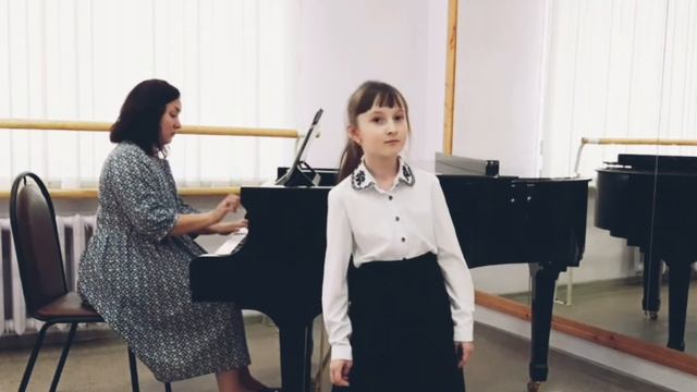 "Песня Синеглазки" муз. М. Минкова, сл. Ю. Энтина смотреть онлайн