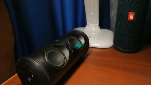 бас колонок JBL смотреть онлайн