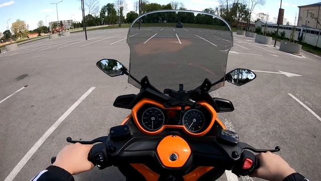 MAXI 125 MOTOROLERIAI - YAMAHA X-MAX 125 APŽVALGA смотреть онлайн