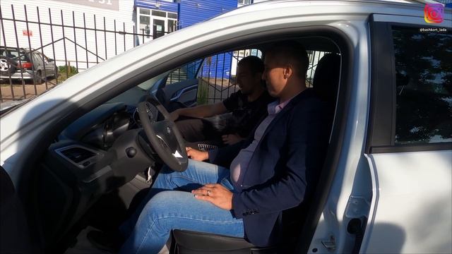 LADA VESTA SW CROSS COMFORT WINTER ПОЧЕМУ ДИЛЕРЫ НАВЯЗЫВАЮТ ДОПЫ смотреть онлайн