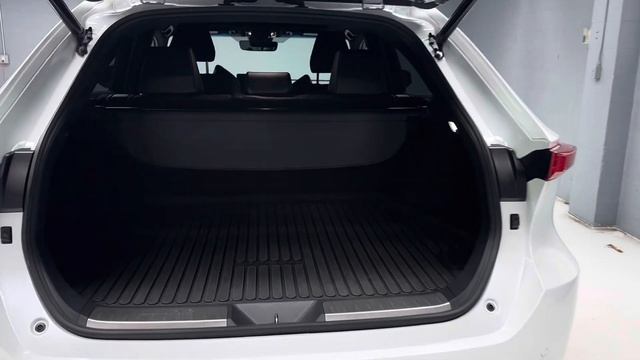 *sold*Pennsylvania 1-owner 2023 Toyota Venza XLE Midnight Edition all wheel drive! смотреть онлайн