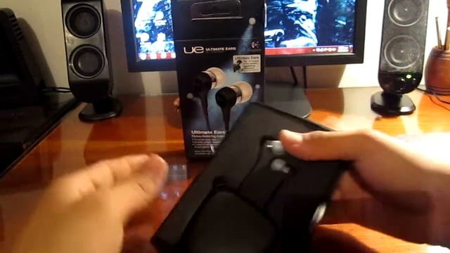 Logitech Ultimate Ears 350 Unboxing смотреть онлайн