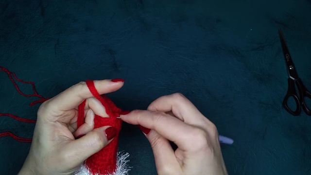 Мастер-класс по вязанию Деда Моза крючком. Часть 1.