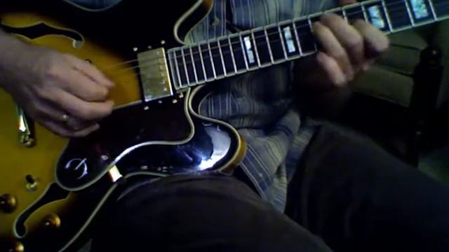 My left handed Epiphone Sheraton II and some quick noodling смотреть онлайн