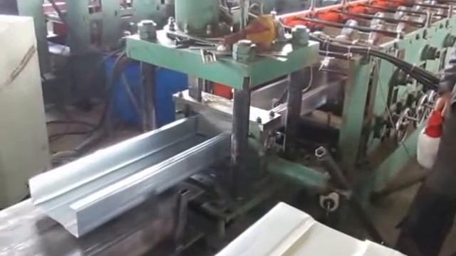 Прокатка легкого стального тонкостенного сигма-профиля смотреть онлайн