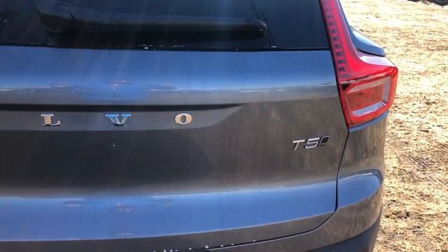 19218 - 2019 Volvo XC40 T5 Momentum смотреть онлайн