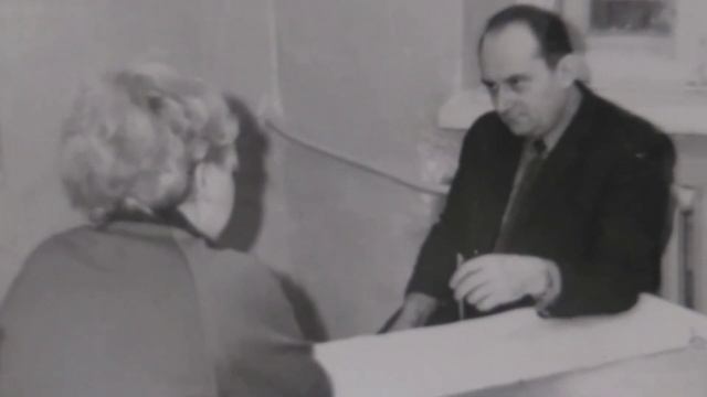 Забавное приветствие,и...чем занимался Петр Иваньский после военных лет. смотреть онлайн