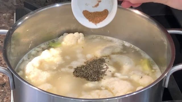 Нежный и шелковистый крем-суп из цветной капусты (+вариант для КЕТО) смотреть онлайн