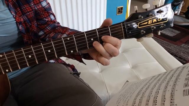 Maxwells Silver Hammer - Guitar lesson - The Beatles - Acoustic смотреть онлайн