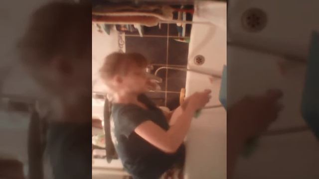 Как мыть клетку для крысы смотреть онлайн