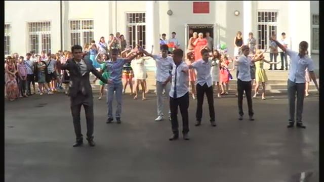 Выпуск 9 класс (окончание) смотреть онлайн