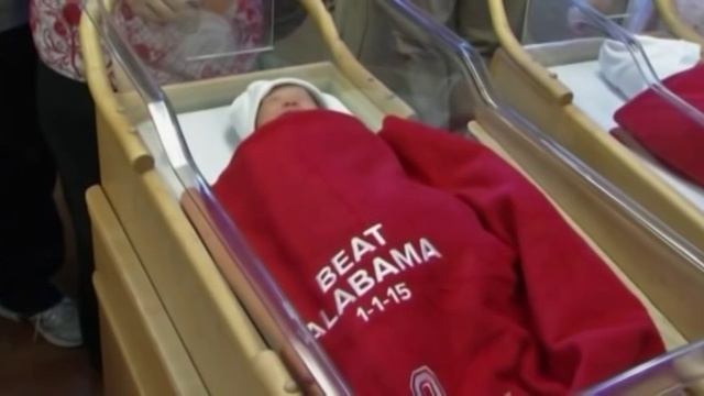 4172 USA-BOWL GAME BABIES смотреть онлайн