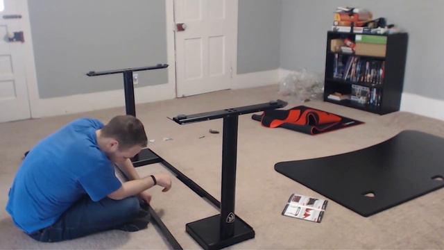 Arozzi Arena Gaming Desk - Unboxing/Setup!