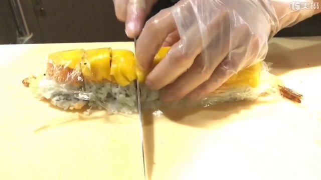 Sushi Roll (Mango Dragon Roll ) - |How To Make Sushi смотреть онлайн