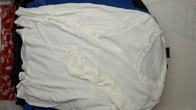 8783 Блузки большие размеры 93171 (extra) 4пак 23.35кг 5.85€/кг 129шт смотреть онлайн