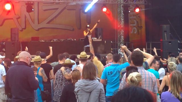 Lasgo Vs Ian Van Dahl (Part I) Live @ 90er Hammer OpenAir Schwerin 07-06-2014