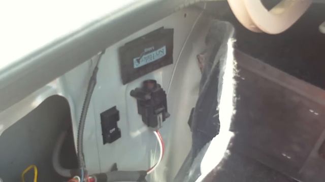 1996 - 2011 Lincoln Continental fuel pump removal смотреть онлайн