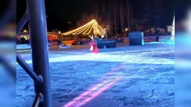 НОВОГОДНЕЕ ПРЕДСТАВЛЕНИЕ НА ЛЬДУ "БЕЛОСНЕЖКА" смотреть онлайн