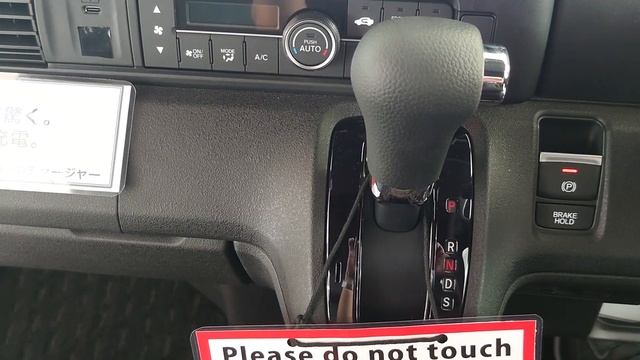 ホンダ 新型 エヌボックス カスタム プレミアムスタイル【NEW2023 HONDA N-BOX CUSTOM PREMIUMSTYLE】クリスタルブラックパール смотреть онлайн