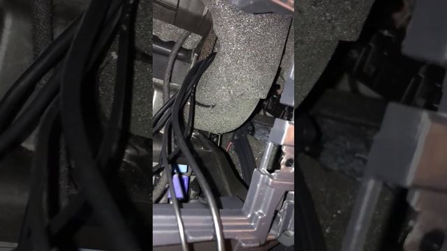 GPS Антенна и 4G Антенна Рено RENO смотреть онлайн