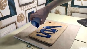 Разделочная доска с эпоксидной смолой